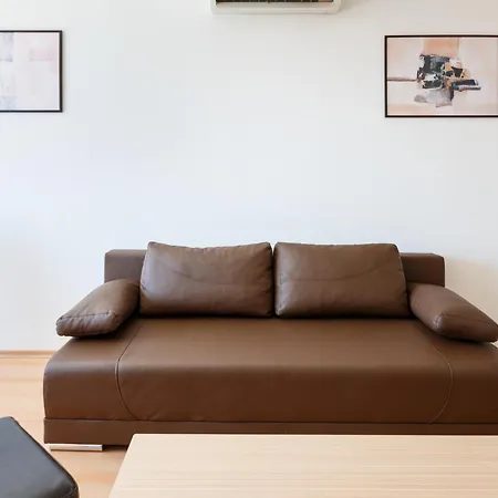 Charming 1 Bedroom 公寓 *