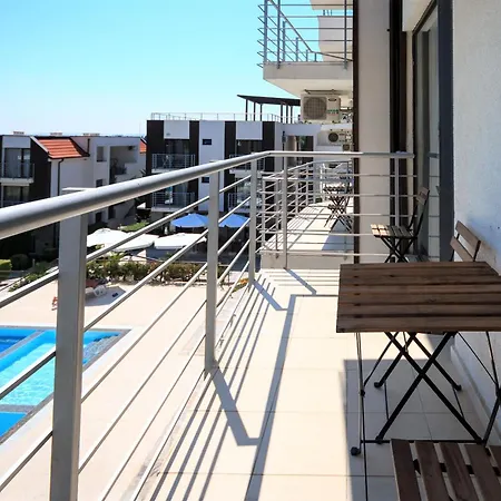 Charming 1 Bedroom 公寓 阳光海滩
